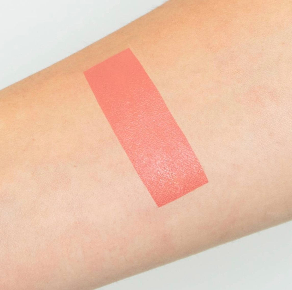 LIP CREAM matte flüssiger Lippenstift | PEACH - MKLIP51