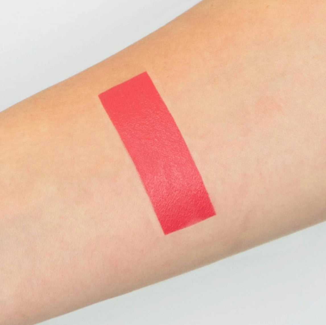 LIP CREAM matte flüssiger Lippenstift | CHERRY - MKLIP57