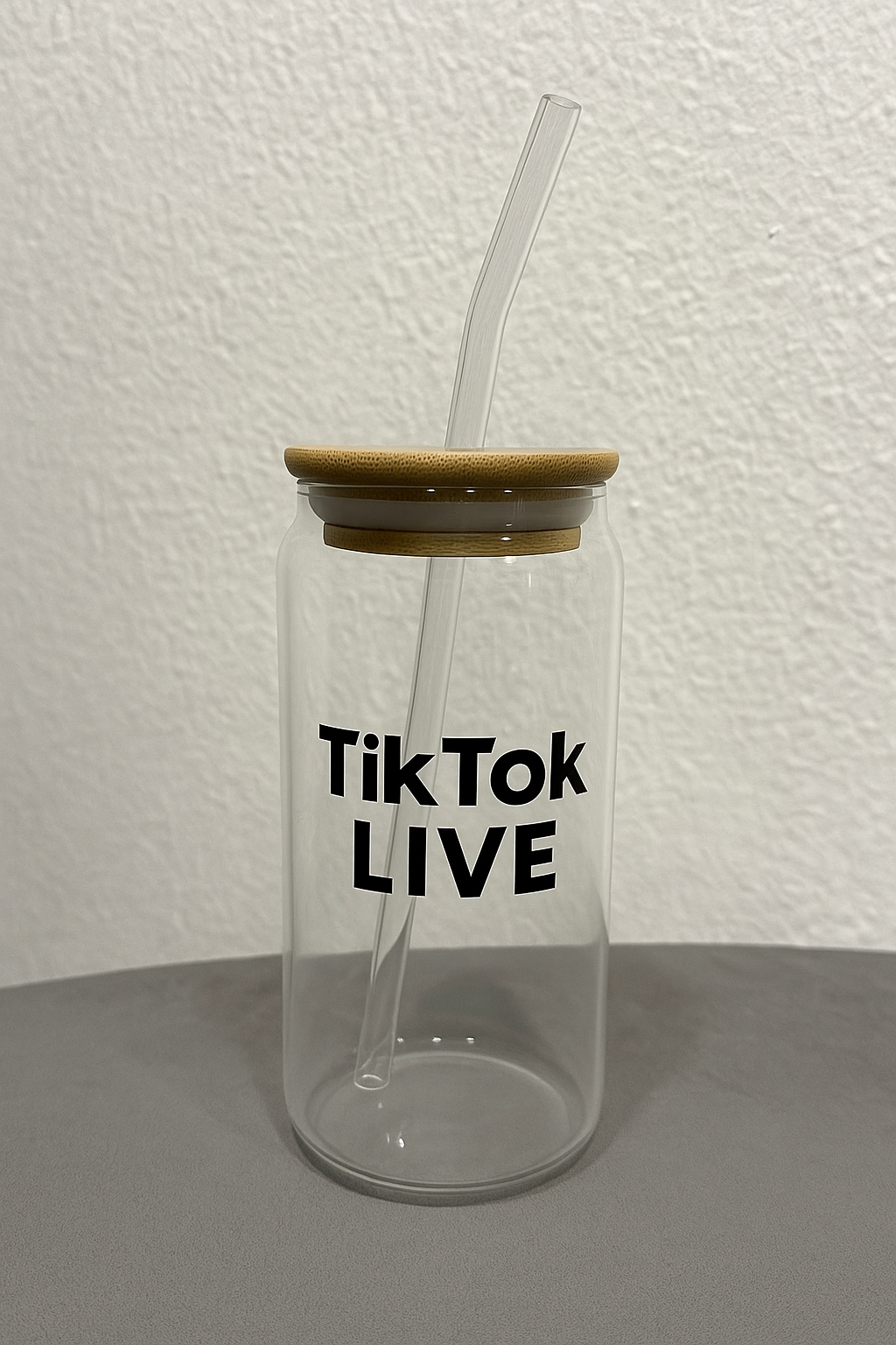 TIKTOK LIVE - Trinkbecher mit Deckel & Strohhalm aus Glas