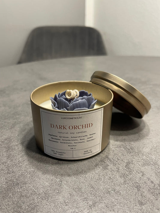 Dark Orchid Duftkerze handgegossen, Designer