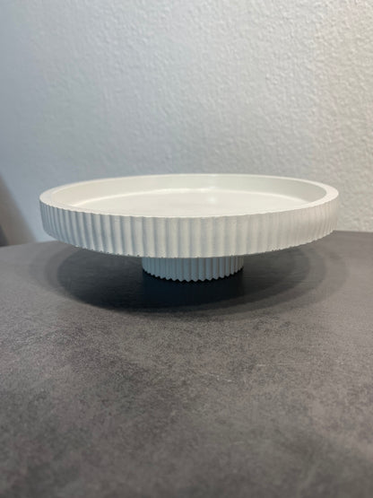 Beton Schale mit Fuss Katja, Seitenansicht