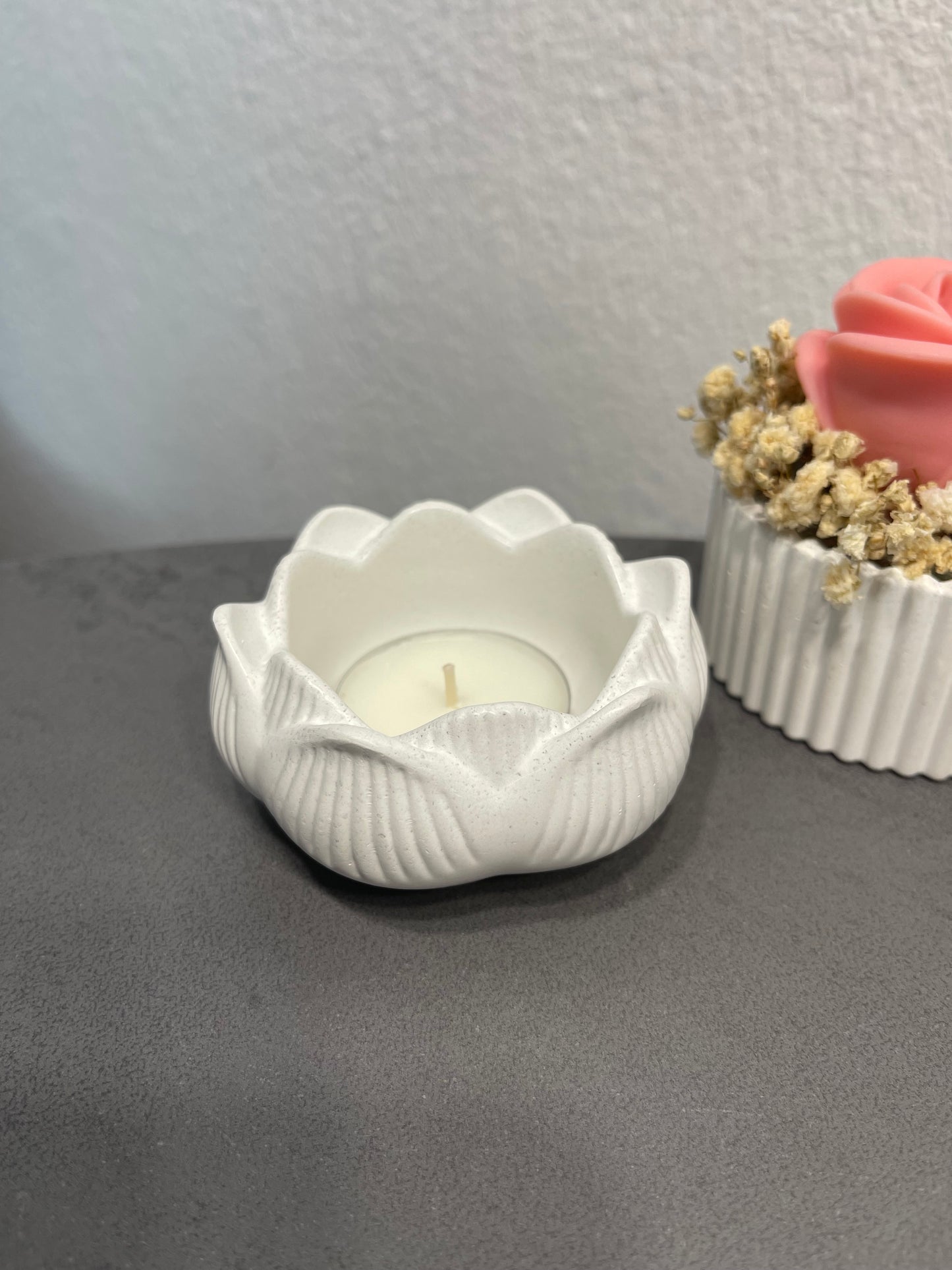 Beton Teelichthalter „Lotus“ | Handgemacht | Modern & minimalistisch | Geschenkidee